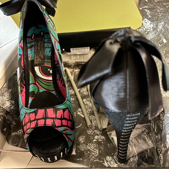 Iron Fist peep toe high heeled shoes. - Picture 2 of 10